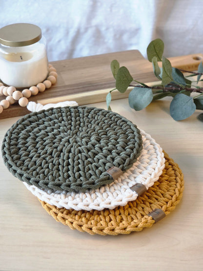 Chunky Round Hot Pad- 3 sizes Option, with or without hanging loop