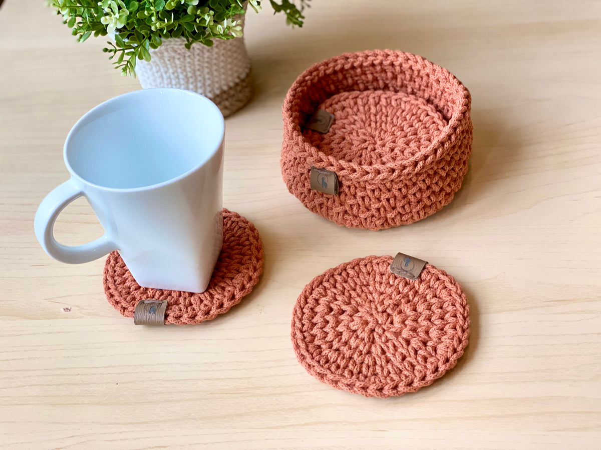 Verdura Coasters & Holder Crochet Kit
