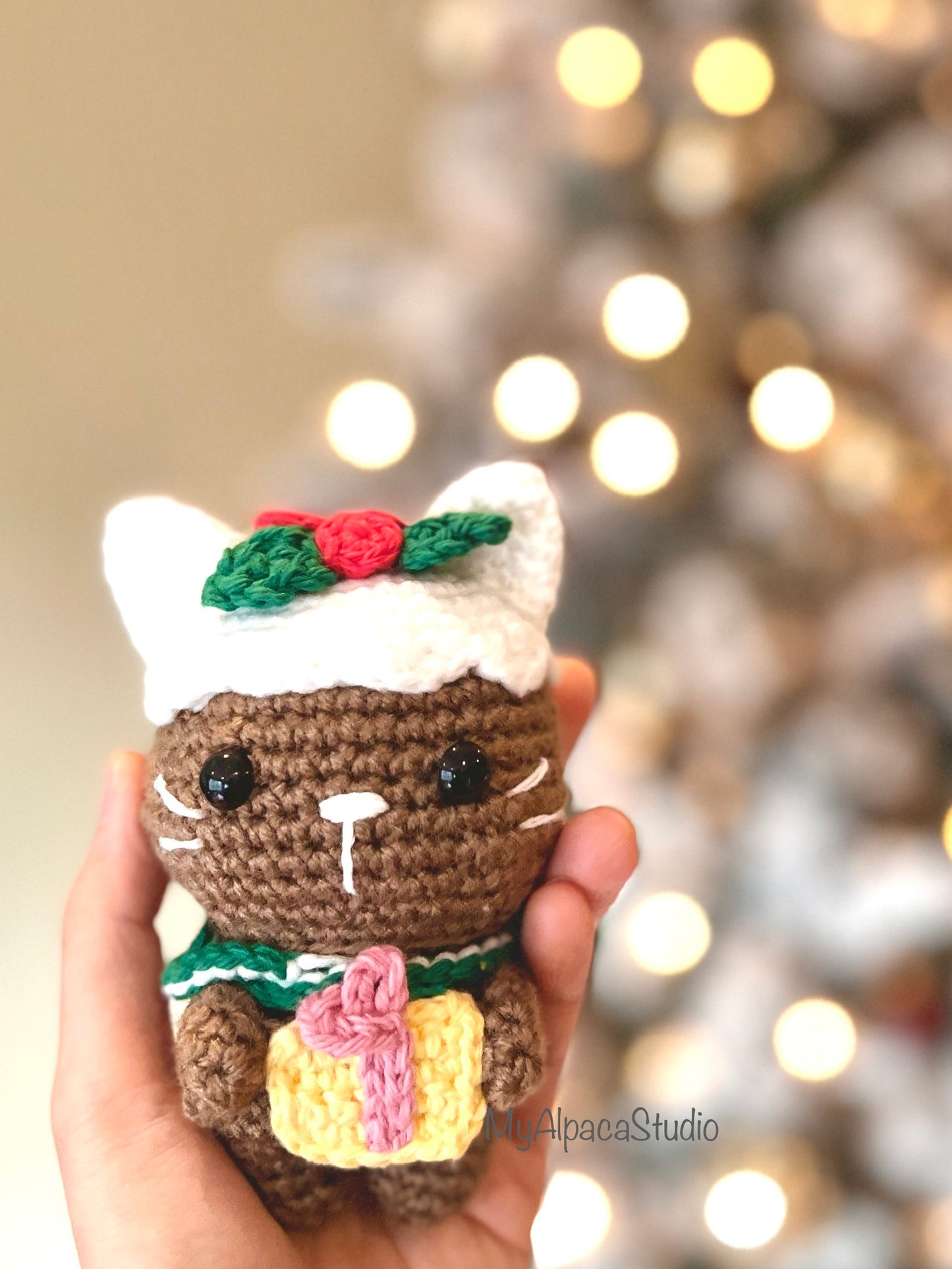Christmas Cat Plushie Crochet Pattern - Instant Download PDF