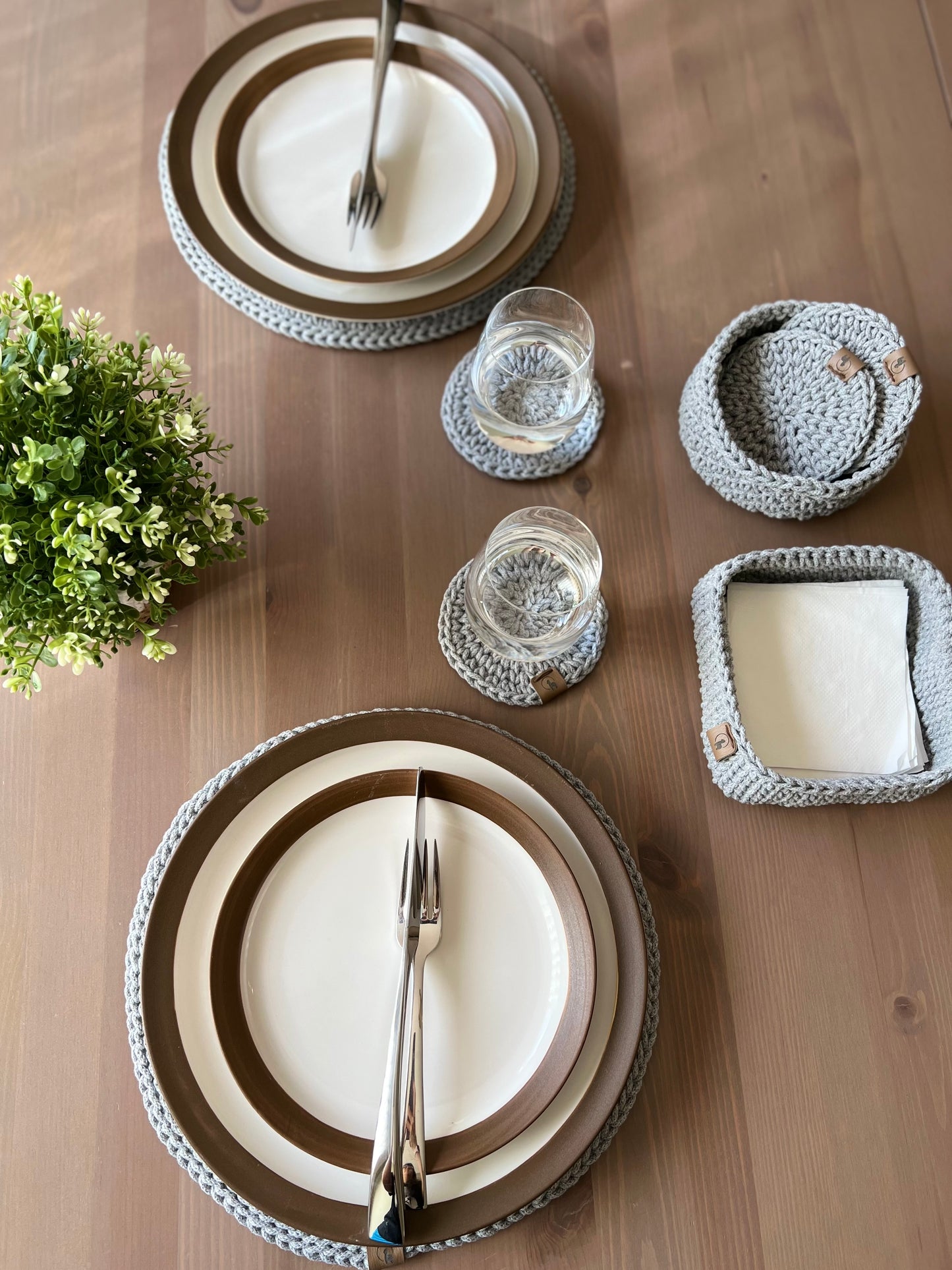 Hand-crocheted Round Placemat - Modern Cotton Table Mat (2 Sizes)