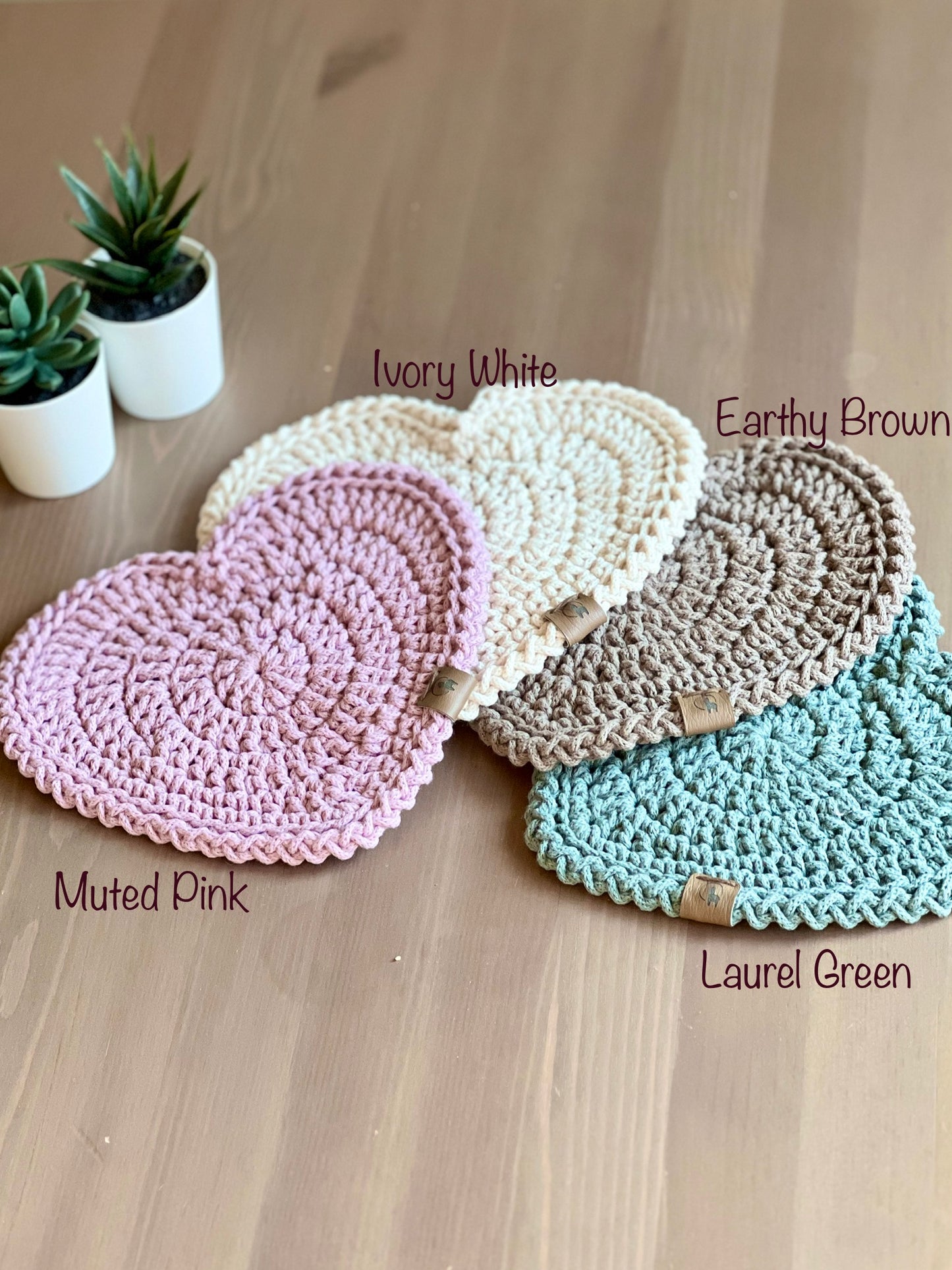 Crochet Heart Hot Pad - Thick Cotton Trivet & Heat Resistant Pot Holder