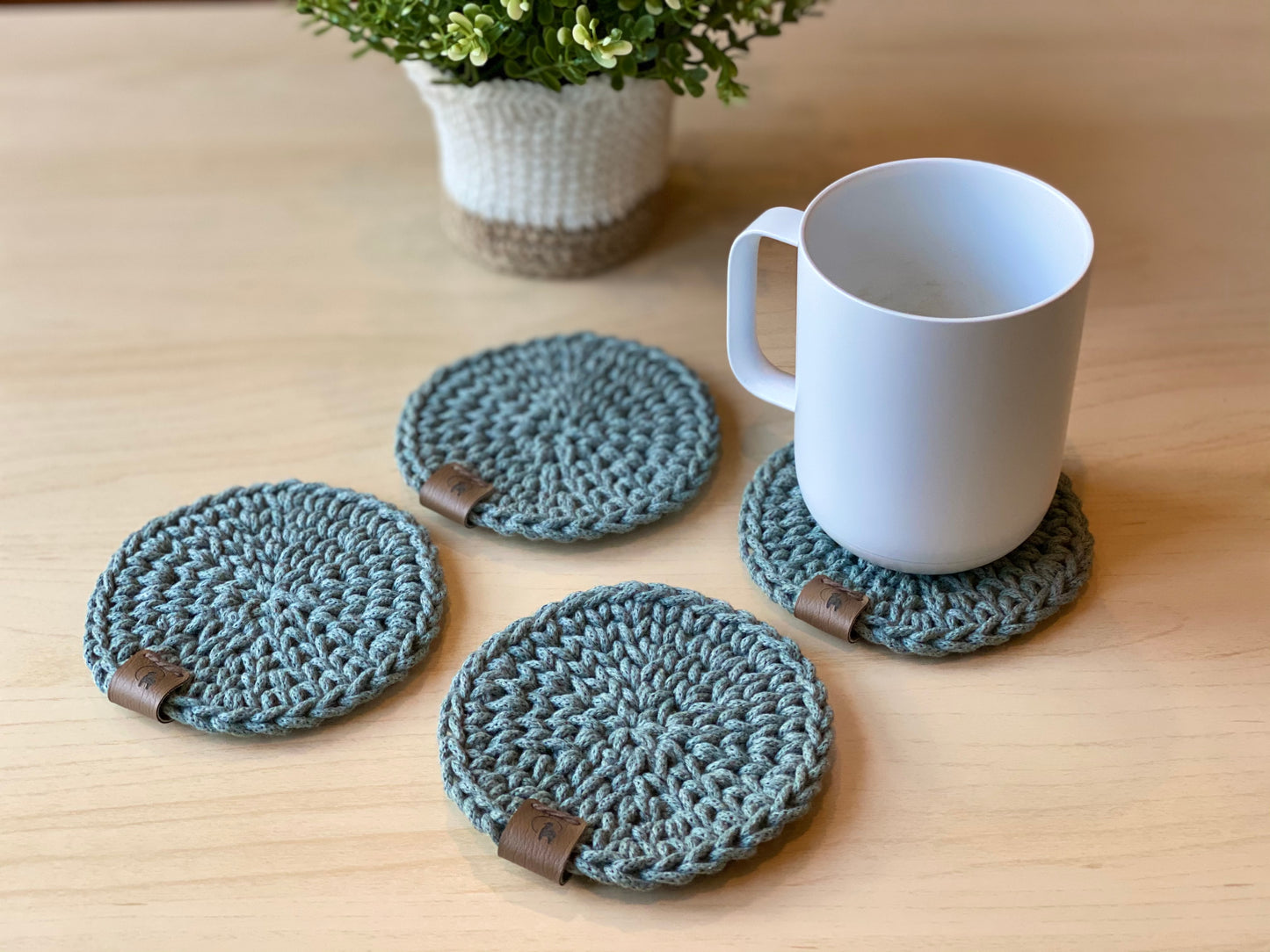 Verdura Coaster and Holder Crochet Pattern - Instant Download PDF + Video