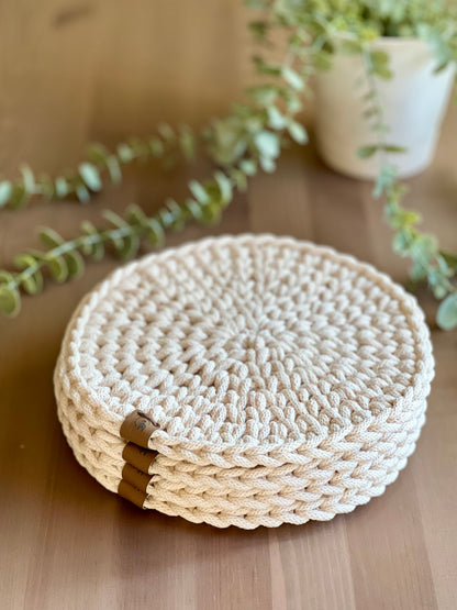 Chunky Round Hot Pad- 3 sizes Option, with or without hanging loop