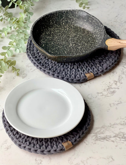 Chunky Round Hot Pad- 3 sizes Option, with or without hanging loop