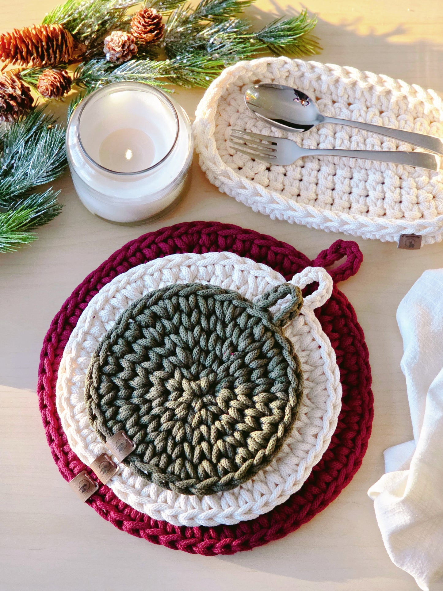 Chunky Round Hot Pad- 3 sizes Option, with or without hanging loop
