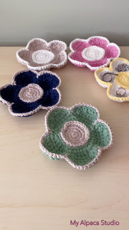 Flower Trinket Dish Crochet Pattern - Instant Download PDF